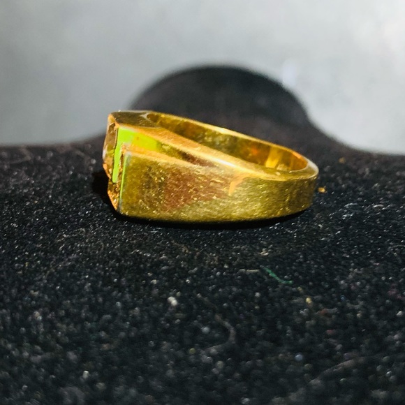 Men’s size 10 electroplated 18 k gold electroplated ring. - Picture 2 of 8